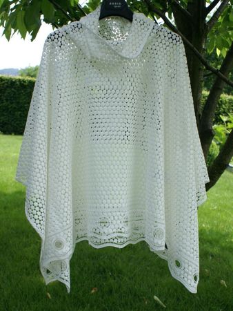 sehr schöner Sommer Poncho / Überwurf, S`Oliver, NEU